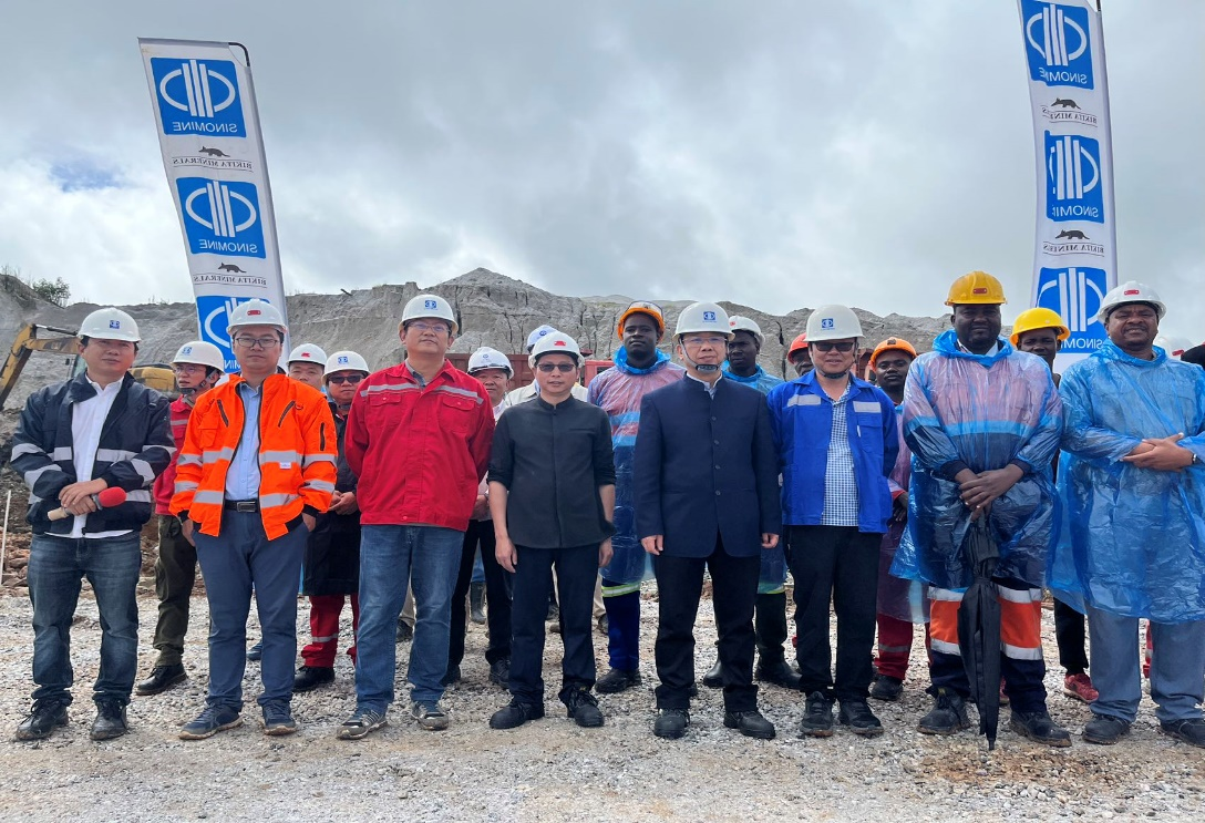 ������ƽ�����³�����Ͳ�ΤBikita��ɽ���ָ������